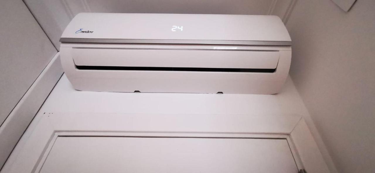 Quarto Duplo Com Kitchenette, Wc E Patio Privativo Apartment Corroios Exterior photo